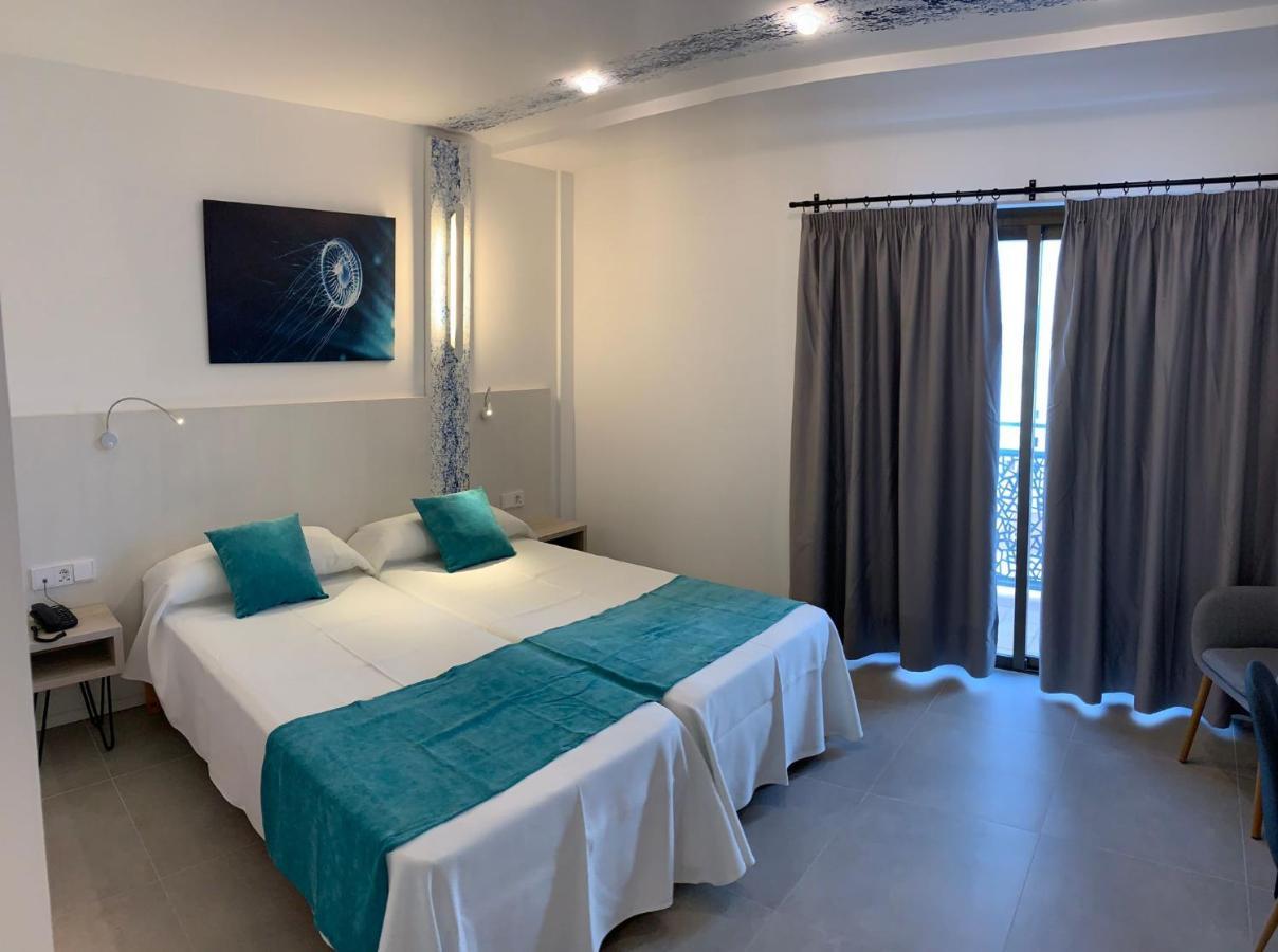 Hotel Brisa - Adults Only San Antonio  Bagian luar foto