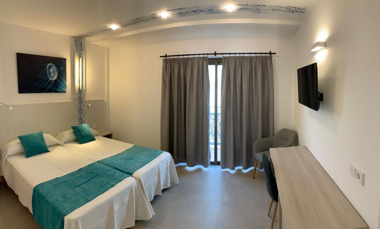 Hotel Brisa - Adults Only San Antonio  Bagian luar foto