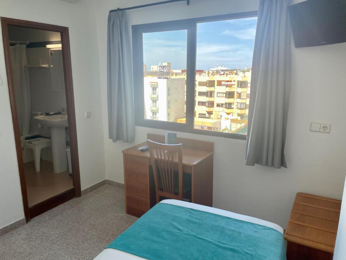 Hotel Brisa - Adults Only San Antonio  Bagian luar foto