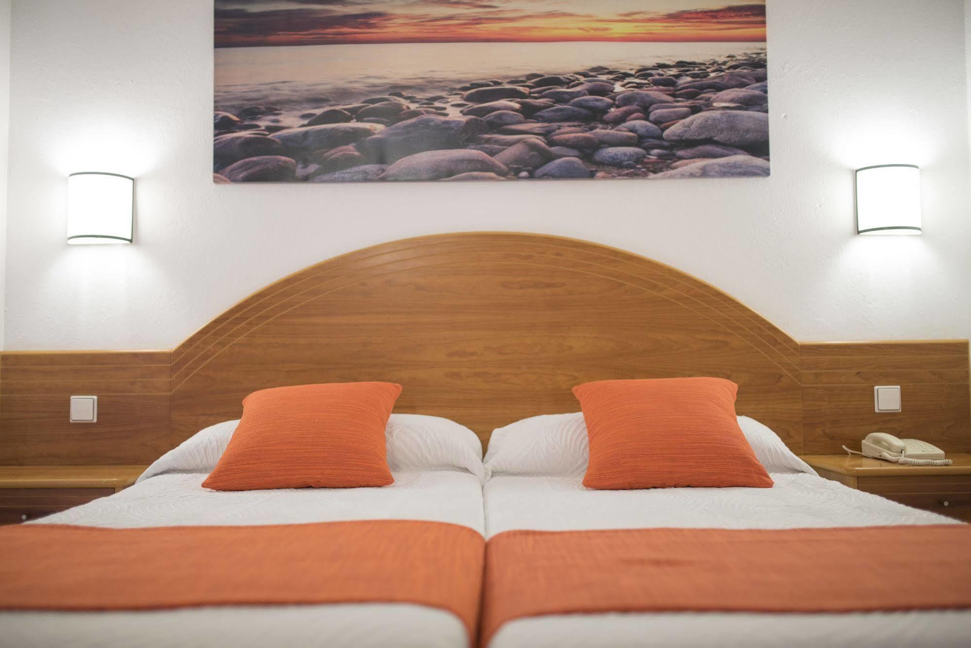 Hotel Brisa - Adults Only San Antonio  Bagian luar foto
