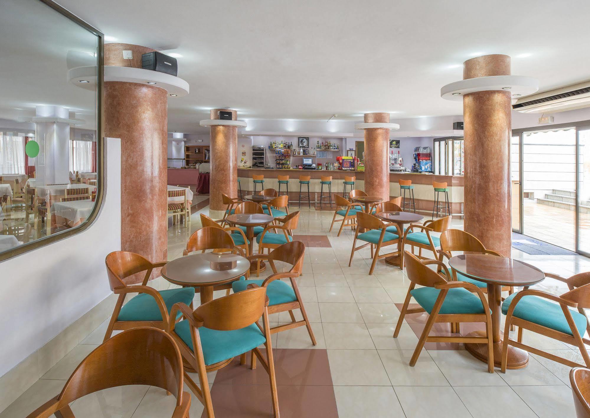 Hotel Brisa - Adults Only San Antonio  Bagian luar foto