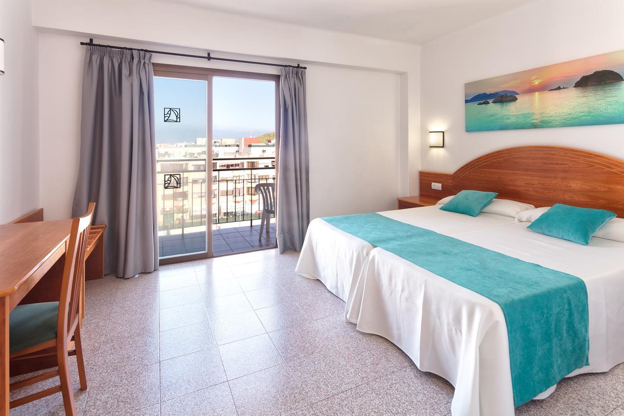 Hotel Brisa - Adults Only San Antonio  Bagian luar foto